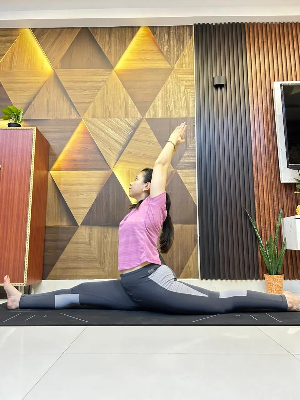 Neha Pandey, Prenatal Yoga Instructor